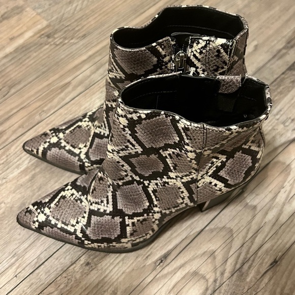 Sam Edelman | Shoes | Circus By Sam Edelman Womens Grey And  Circus by Sam Edelman Women\'s Grey and Black Boots